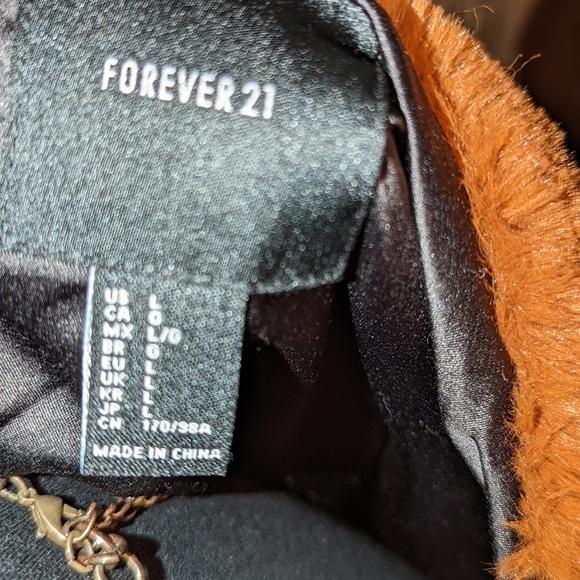 Faux fur crop jacket - Picture 3 of 6